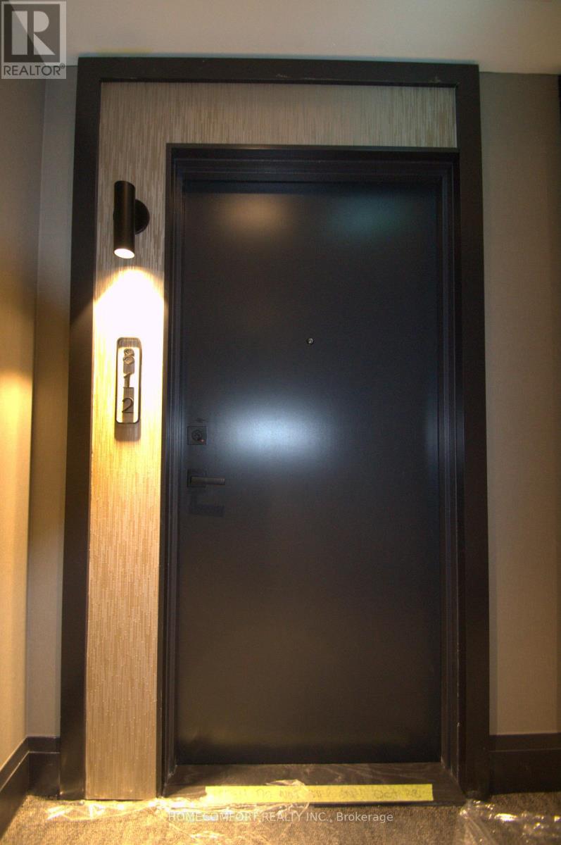 812 - 36 OLIVE AVENUE, Toronto, Ontario