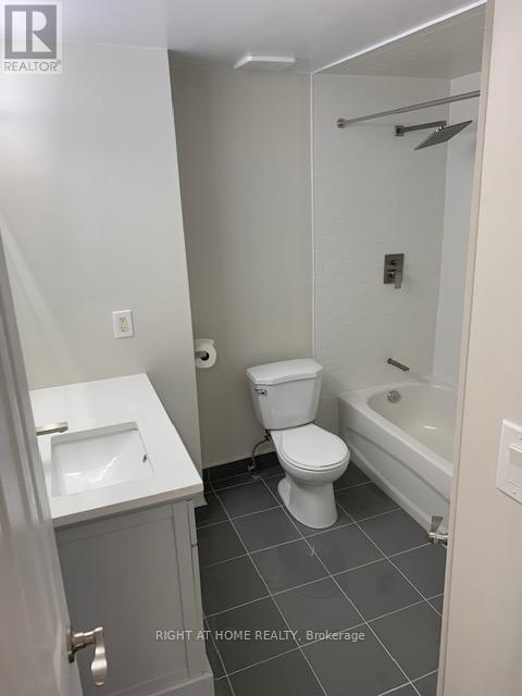 362 Dunsmore 362 Dunsmore Ln Lane, Barrie, Ontario  L4M 7B2 - Photo 13 - S12727618