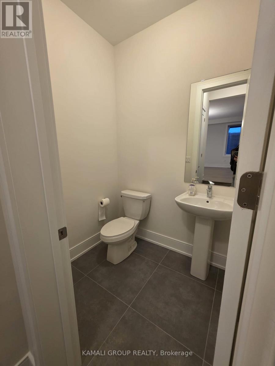 52 Hitching Post, Georgina, Ontario  L4P 0S7 - Photo 21 - N12726610