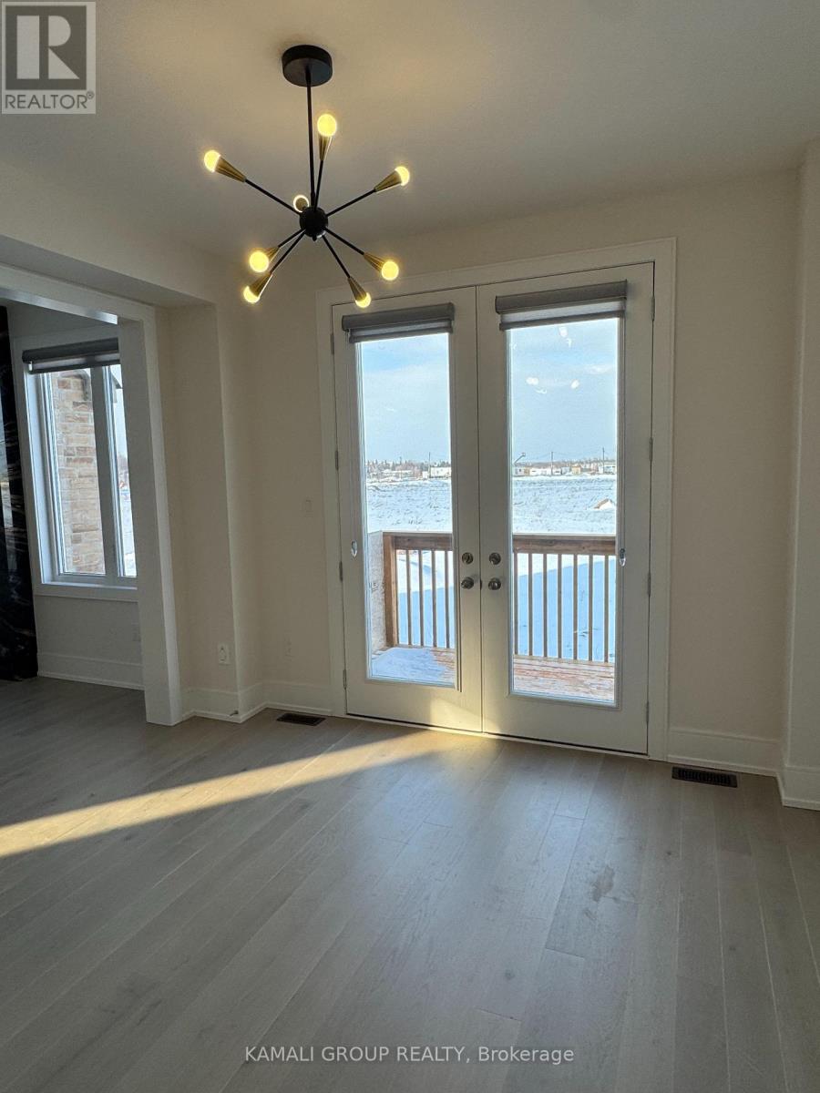 52 Hitching Post, Georgina, Ontario  L4P 0S7 - Photo 10 - N12726610