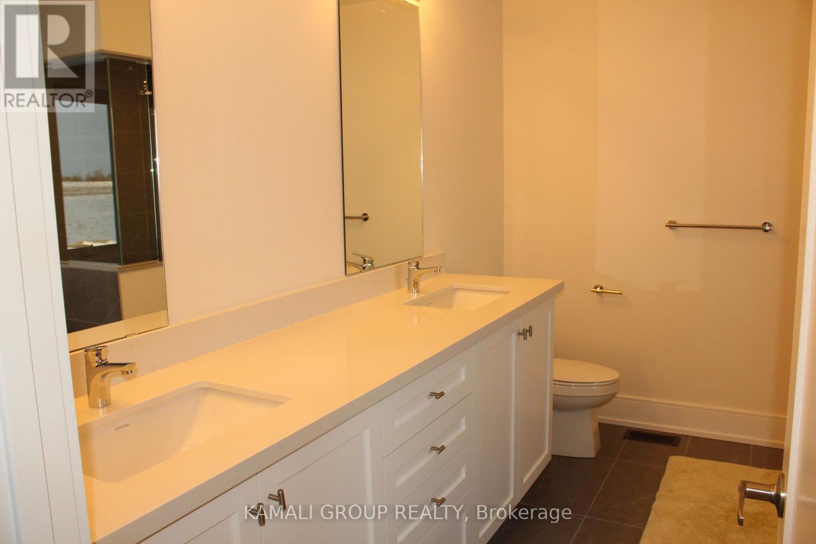 52 Hitching Post, Georgina, Ontario  L4P 0S7 - Photo 18 - N12726610