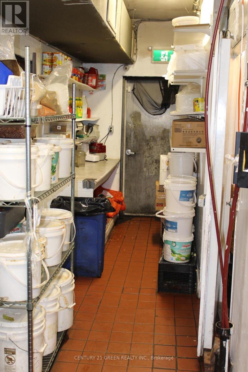 1 & 2 - 79 Elgin Street N, Cambridge, Ontario  N1R 5H4 - Photo 11 - X12727612