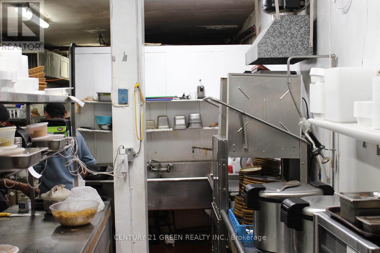 1 & 2 - 79 Elgin Street N, Cambridge, Ontario  N1R 5H4 - Photo 12 - X12727612