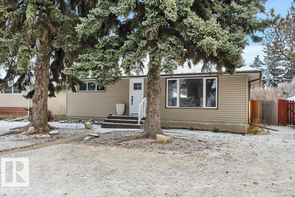 10239 50 St Nw, Edmonton, Alberta  T6A 2C2 - Photo 2 - E4471013