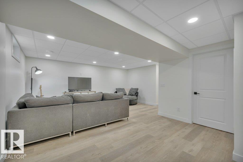 10239 50 St Nw, Edmonton, Alberta  T6A 2C2 - Photo 24 - E4471013