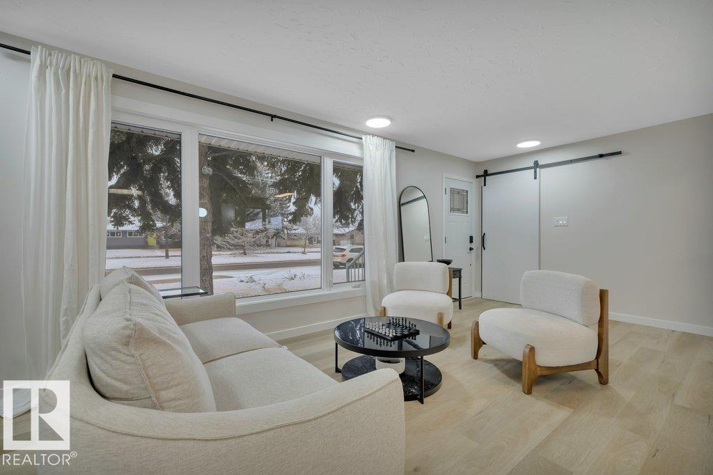 10239 50 St Nw, Edmonton, Alberta  T6A 2C2 - Photo 8 - E4471013