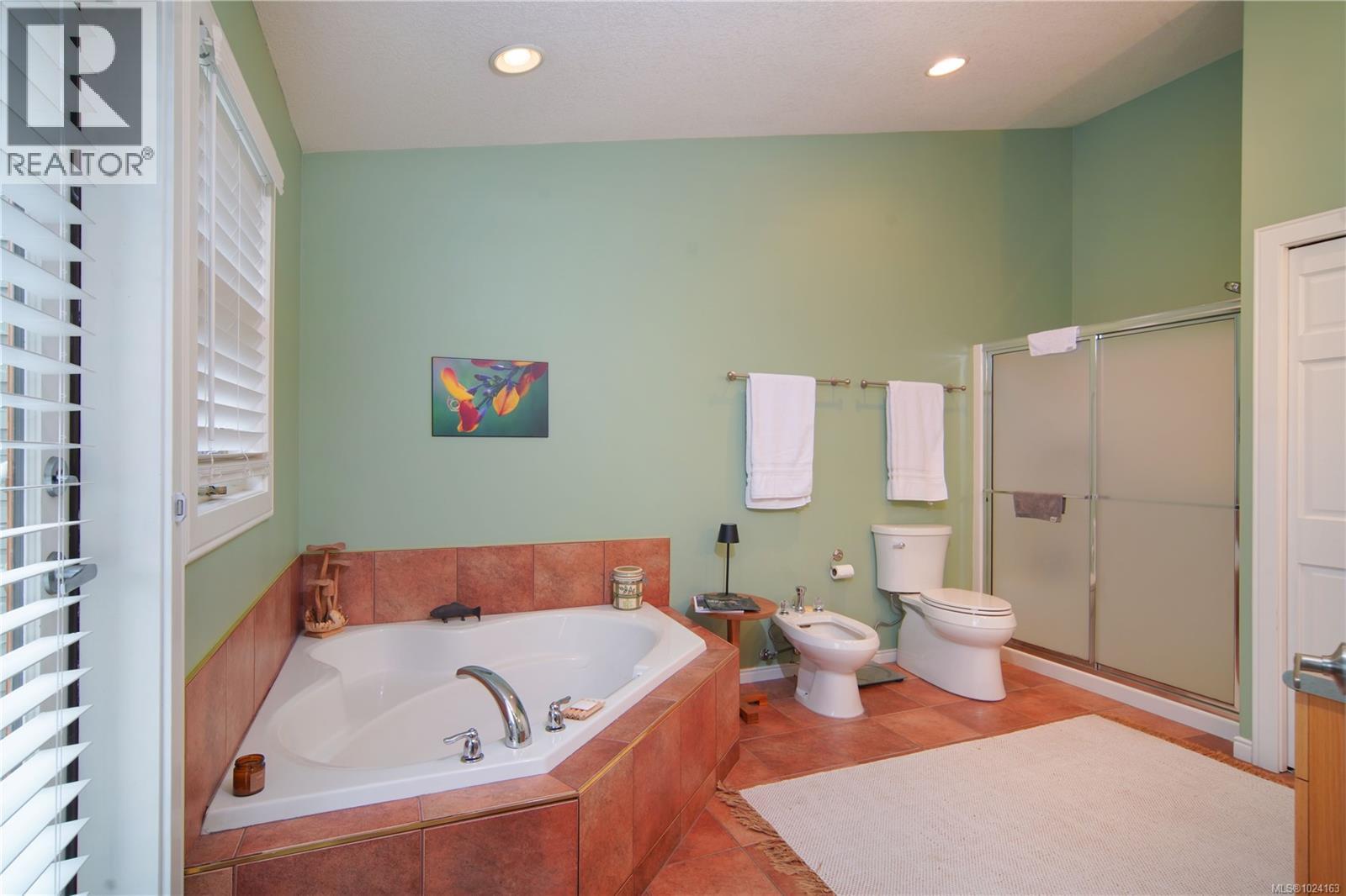 12 133 Corbett Rd, Salt Spring, British Columbia V8K 2W6 - Photo 10 - 1024163