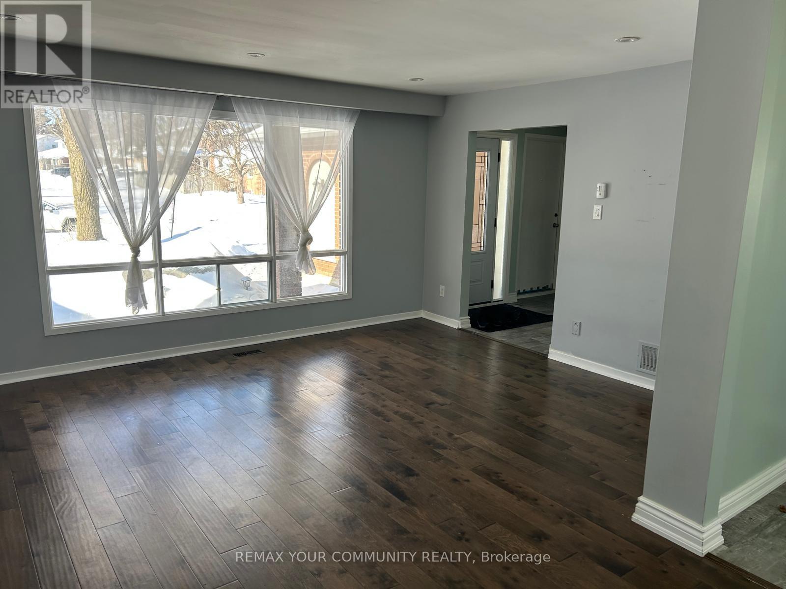 188 Mason Avenue, Bradford West Gwillimbury, Ontario  L3Z 1B2 - Photo 15 - N12460793