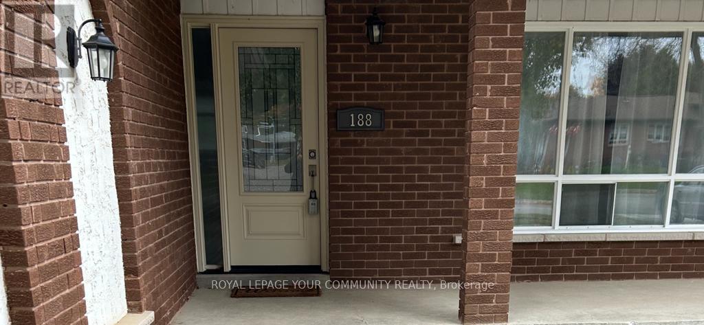 188 Mason Avenue, Bradford West Gwillimbury, Ontario  L3Z 1B2 - Photo 2 - N12460793