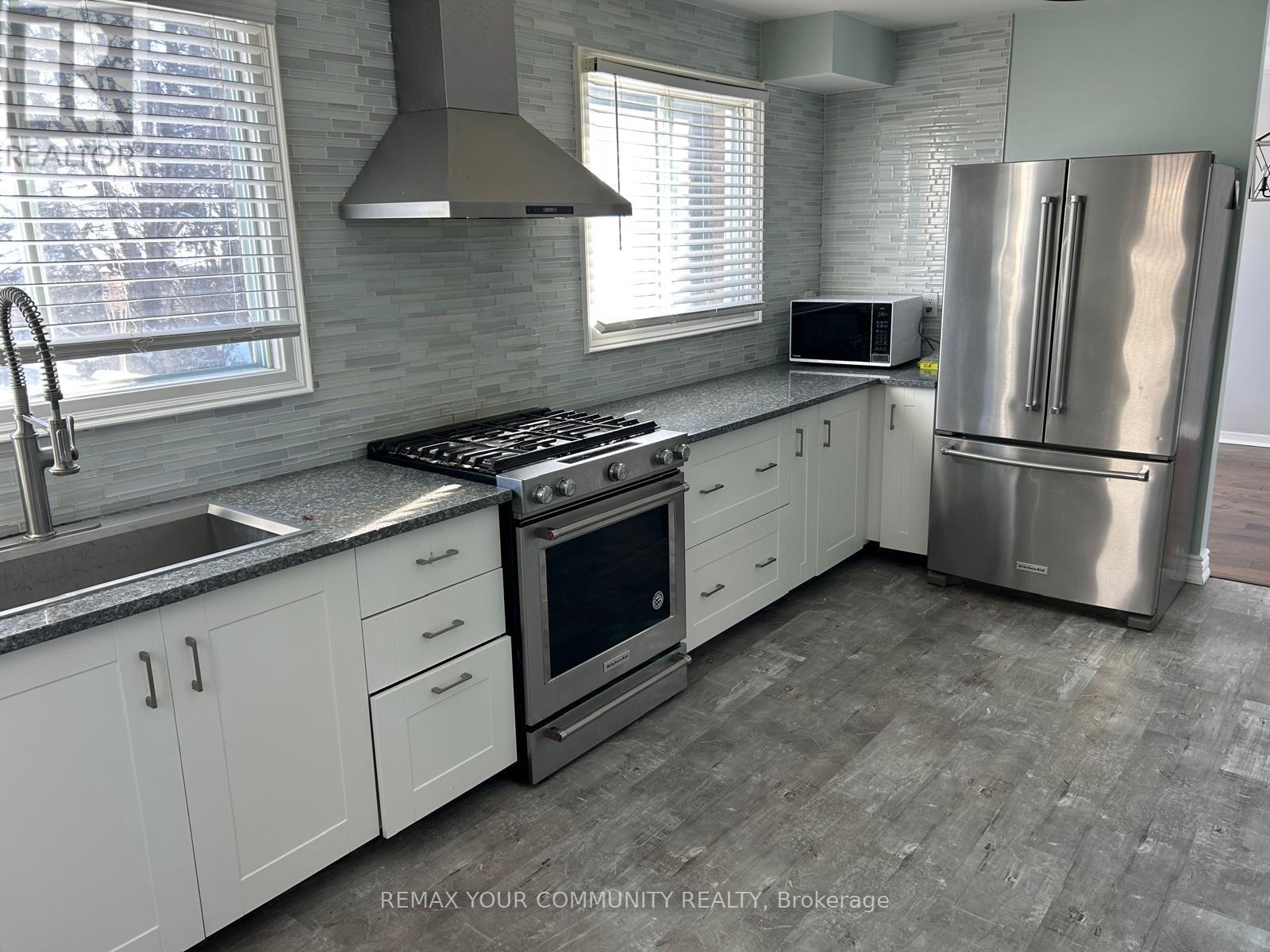 188 Mason Avenue, Bradford West Gwillimbury, Ontario  L3Z 1B2 - Photo 12 - N12460793