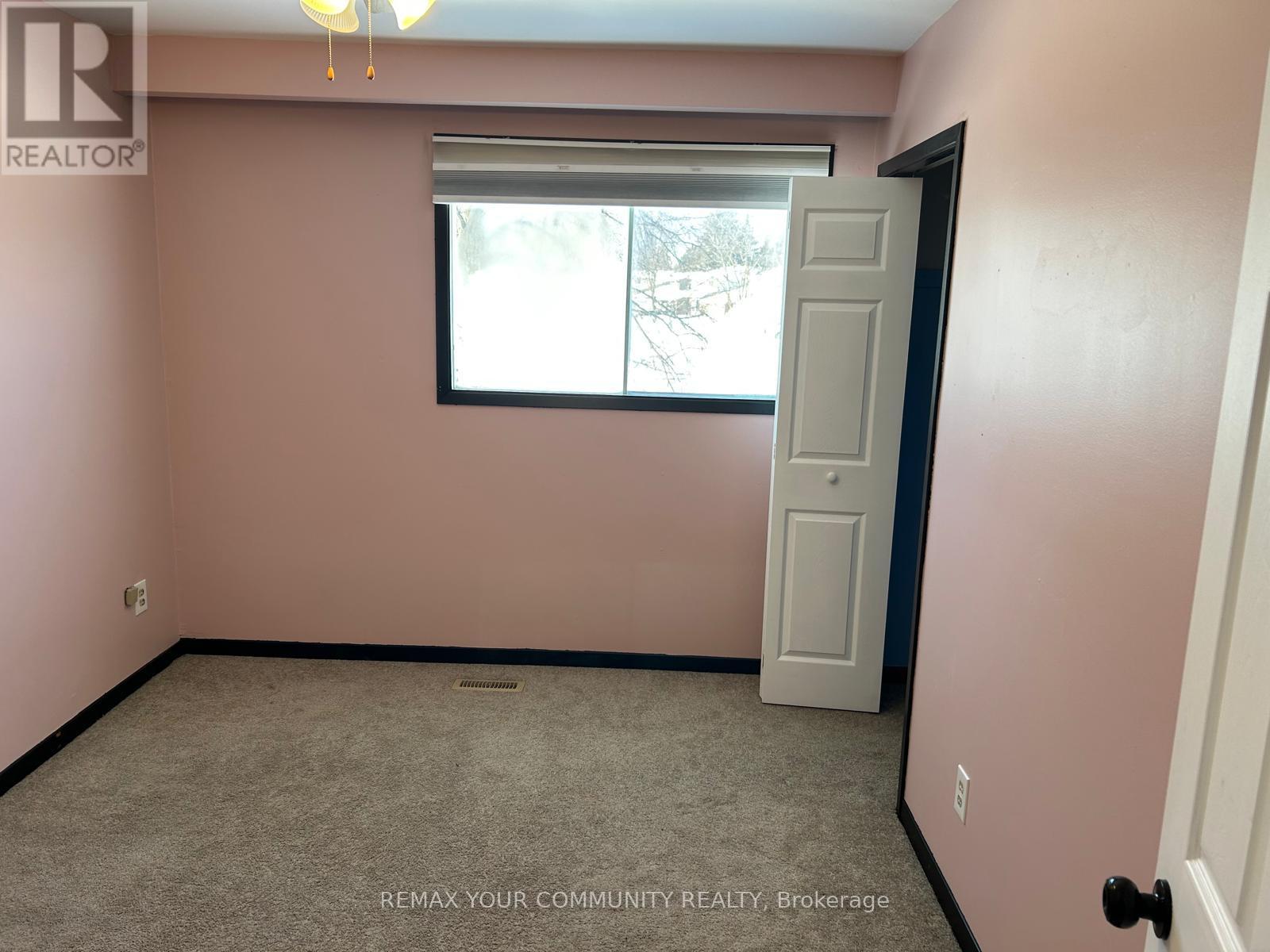 188 Mason Avenue, Bradford West Gwillimbury, Ontario  L3Z 1B2 - Photo 34 - N12460793