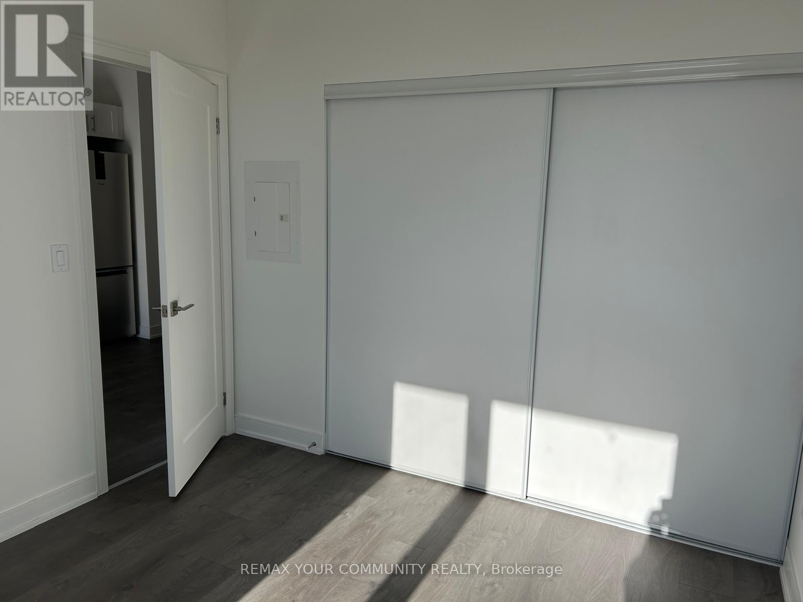 B1407 - 715 Davis Drive, Newmarket, Ontario  L3Y 0J2 - Photo 17 - N12726440