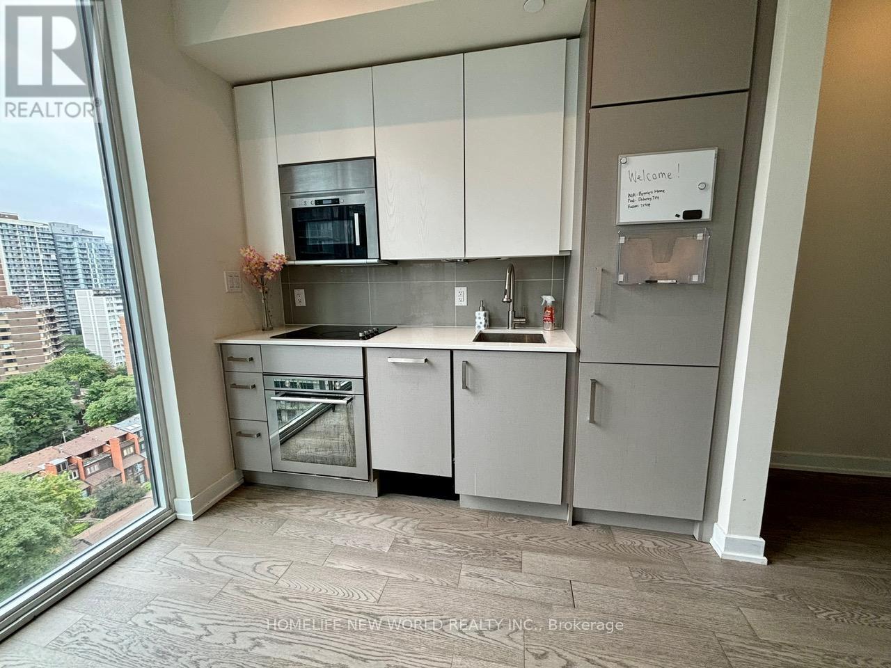 1403 - 17 Dundonald Street, Toronto, Ontario  M4Y 1K3 - Photo 8 - C12727646