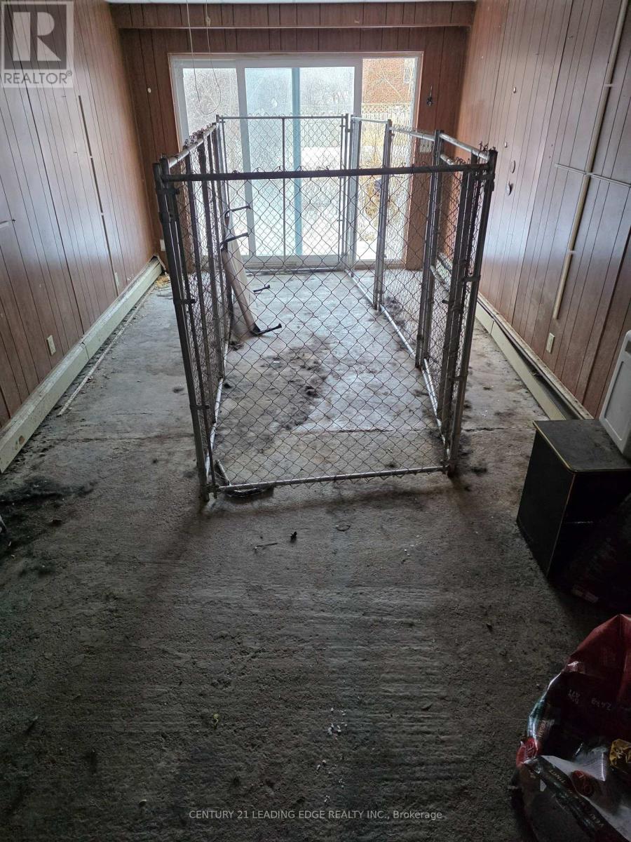 1097 Pharmacy Avenue, Toronto, Ontario  M1R 2H2 - Photo 4 - E12607820