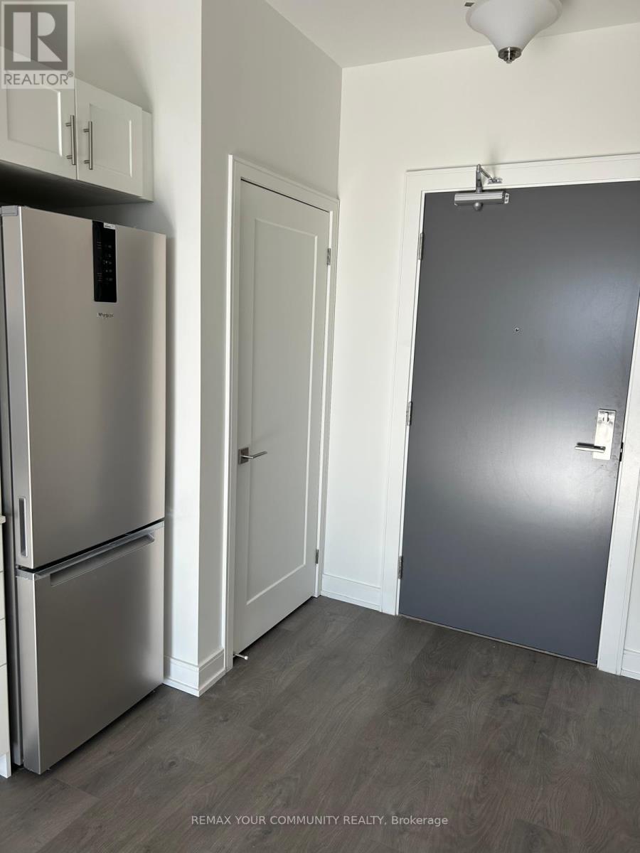 B1407 - 715 Davis Drive, Newmarket, Ontario  L3Y 0J2 - Photo 7 - N12726440