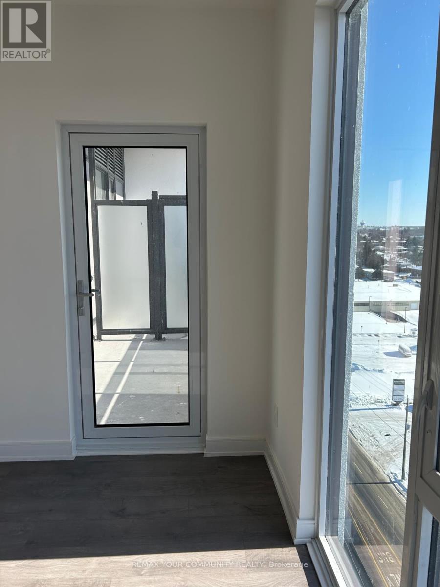 B1407 - 715 Davis Drive, Newmarket, Ontario  L3Y 0J2 - Photo 6 - N12726440