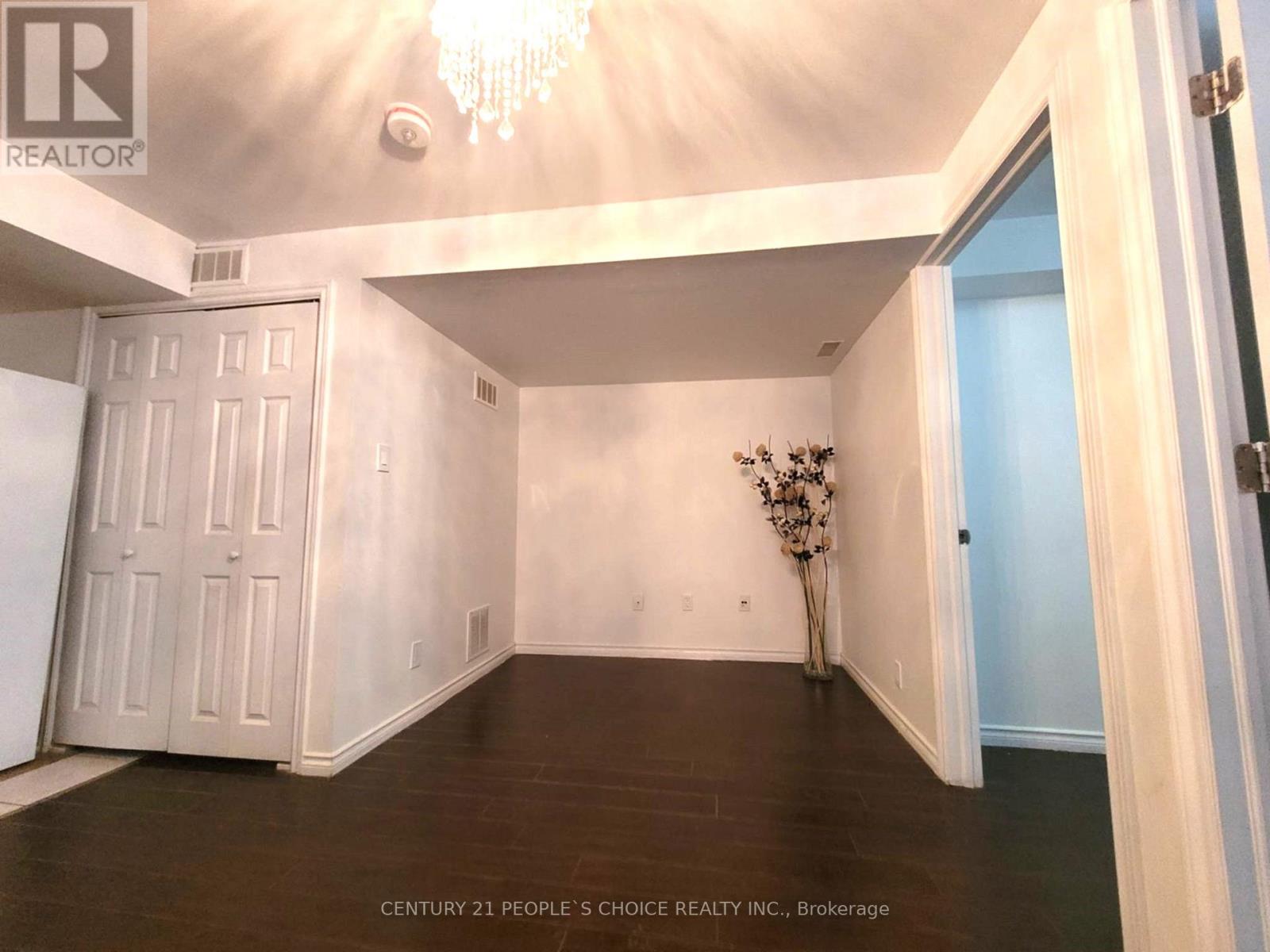 Bsmt - 40 Palm Tree Road, Brampton, Ontario  L6V 4N6 - Photo 8 - W12669770