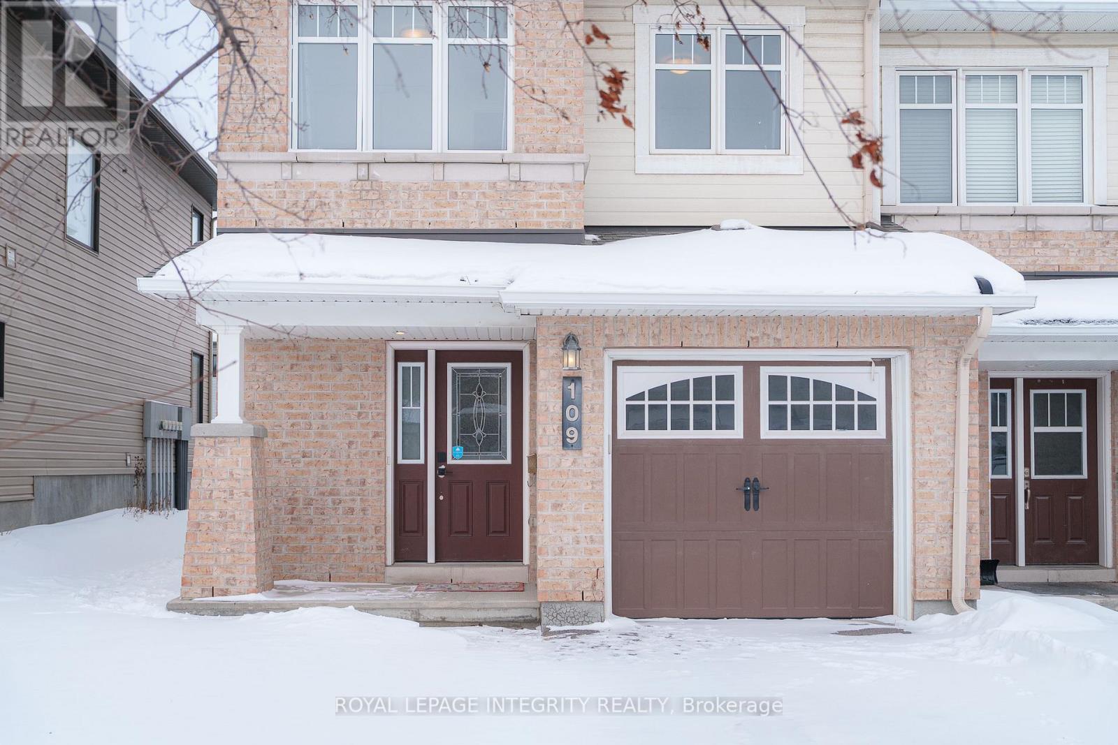 109 Calvington Avenue, Ottawa, Ontario K2T 0H7 - Photo 2 - X12727650