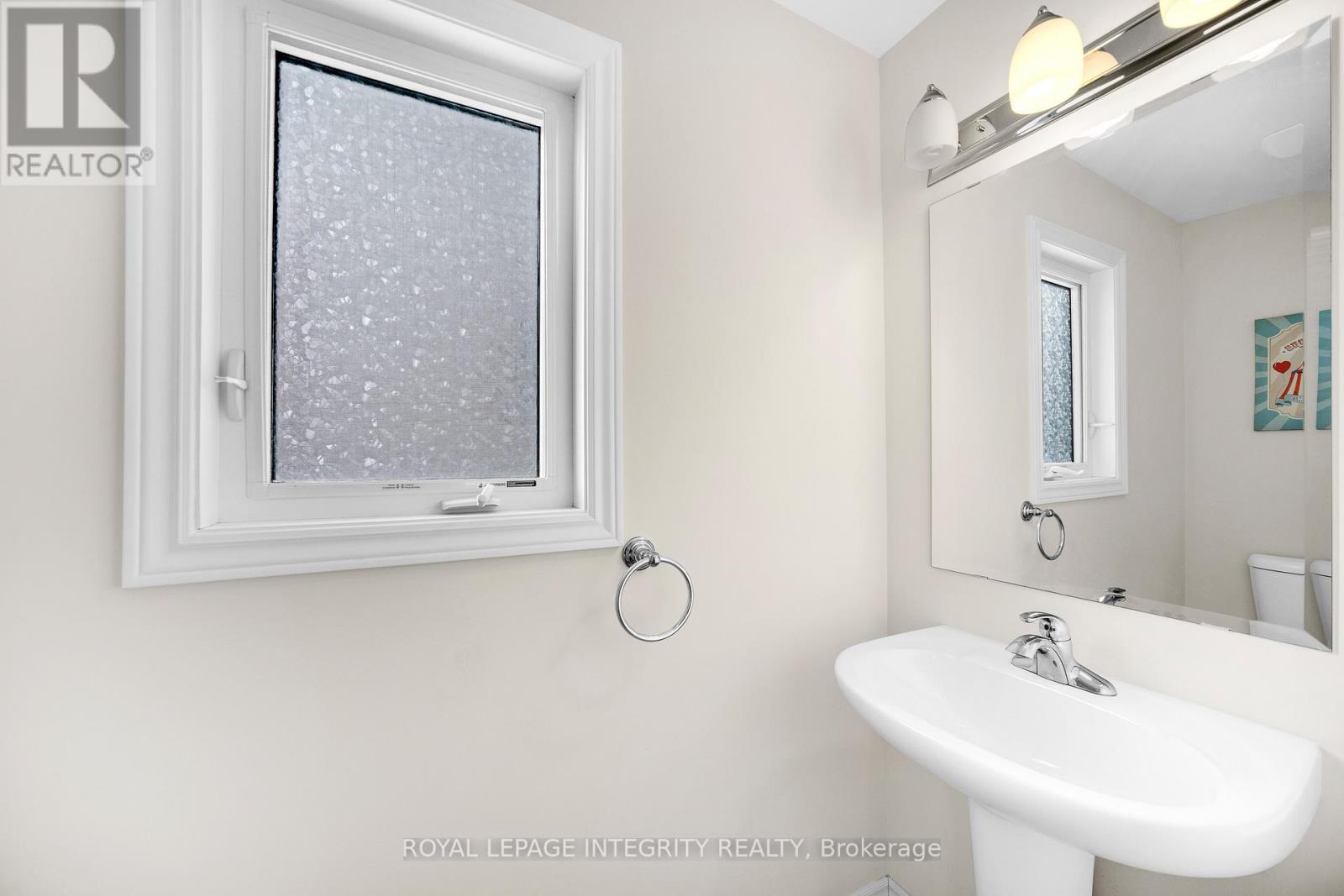 109 Calvington Avenue, Ottawa, Ontario K2T 0H7 - Photo 4 - X12727650