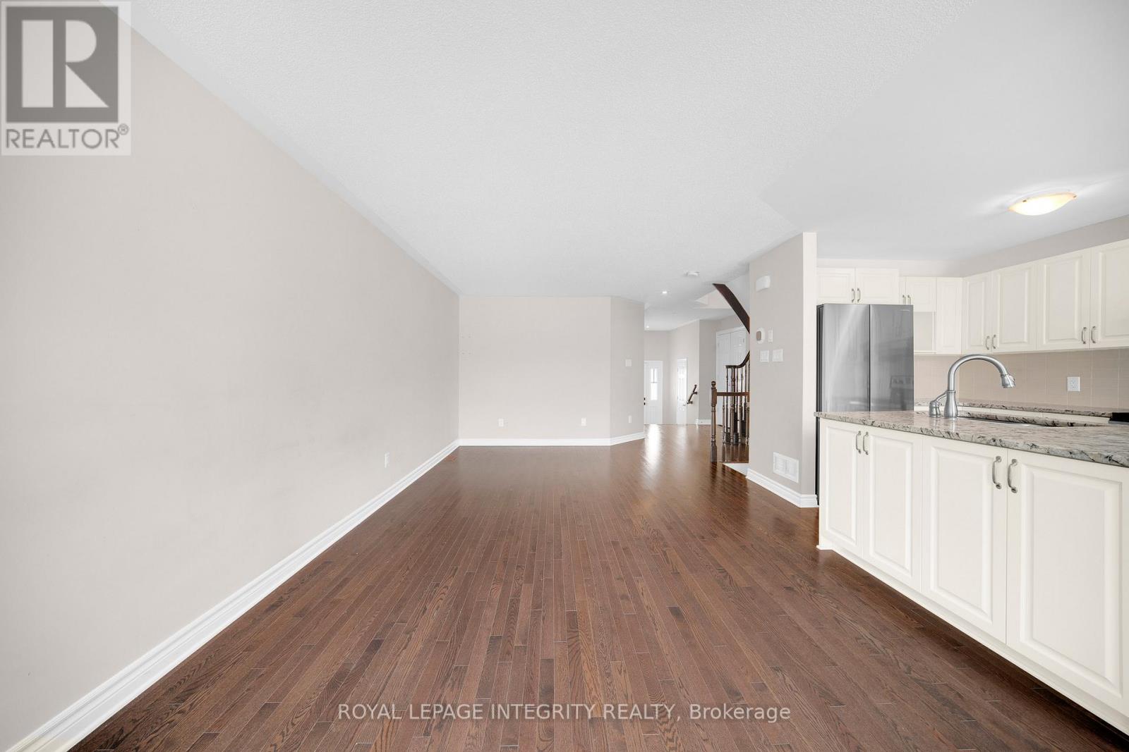 109 Calvington Avenue, Ottawa, Ontario K2T 0H7 - Photo 8 - X12727650