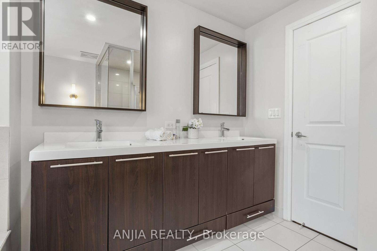 Th30 - 9 Oakburn Crescent, Toronto, Ontario  M2N 2T5 - Photo 18 - C12727654