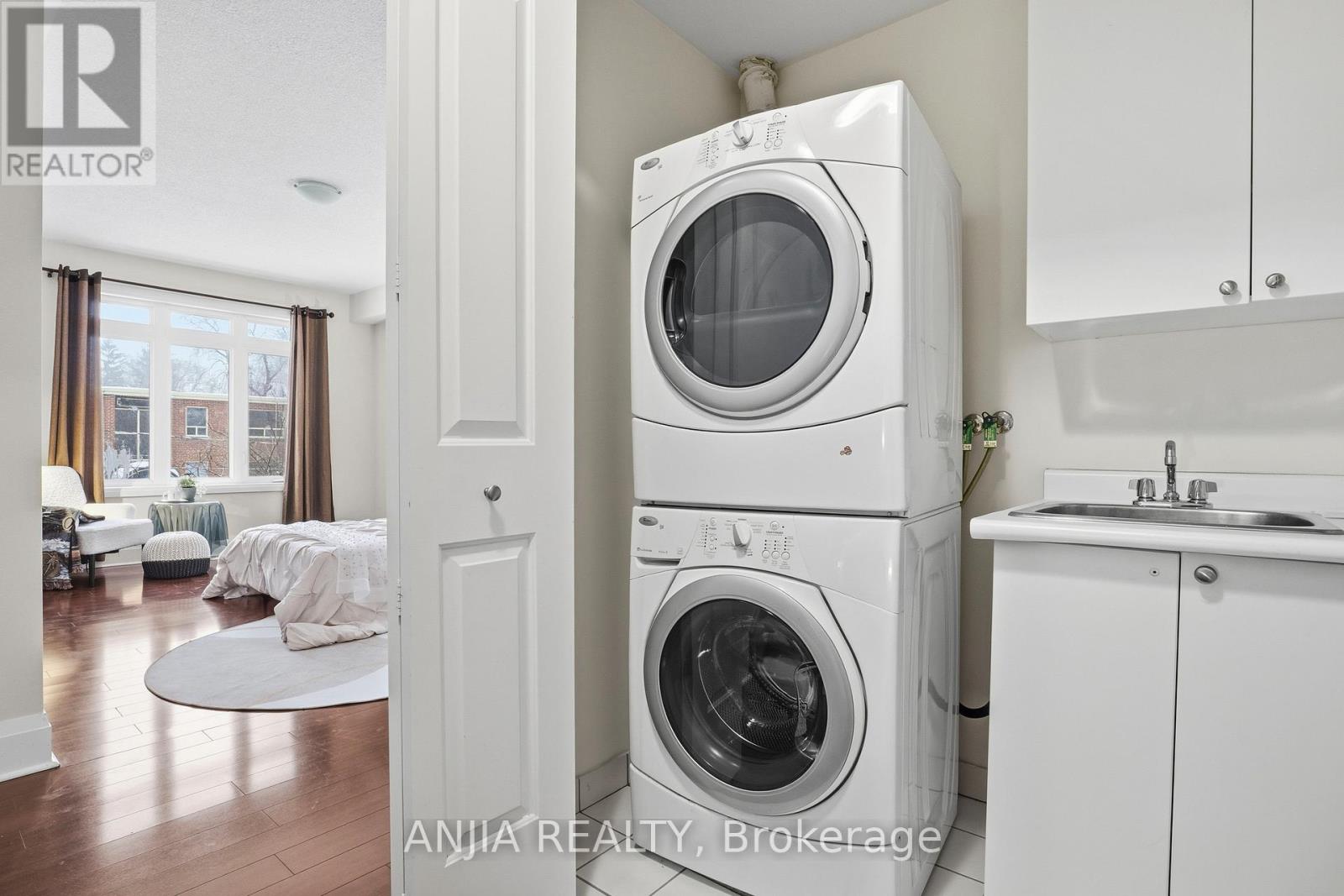 Th30 - 9 Oakburn Crescent, Toronto, Ontario  M2N 2T5 - Photo 24 - C12727654