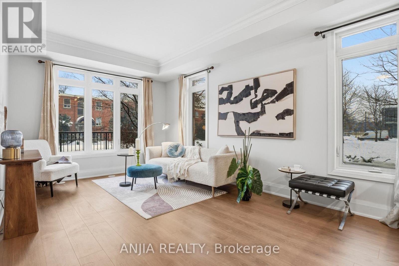 Th30 - 9 Oakburn Crescent, Toronto, Ontario  M2N 2T5 - Photo 4 - C12727654