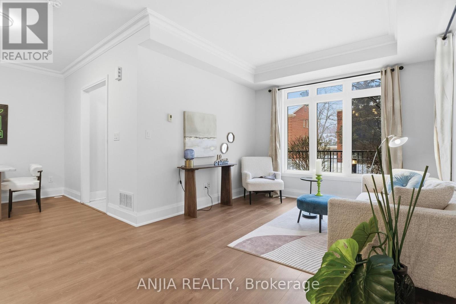 Th30 - 9 Oakburn Crescent, Toronto, Ontario  M2N 2T5 - Photo 8 - C12727654