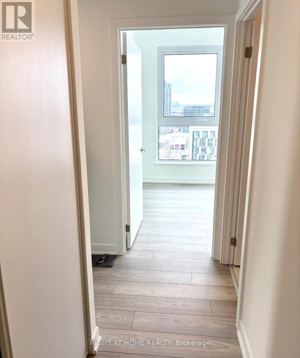 1308 - 1007 The Queensway Avenue, Toronto, Ontario  M8Z 0H4 - Photo 2 - W12727652