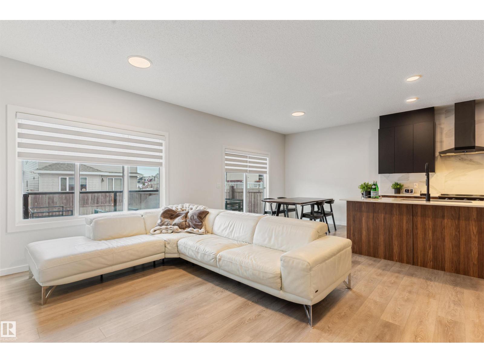 15832 22 Av Sw, Edmonton, Alberta  T6W 4L1 - Photo 17 - E4471019