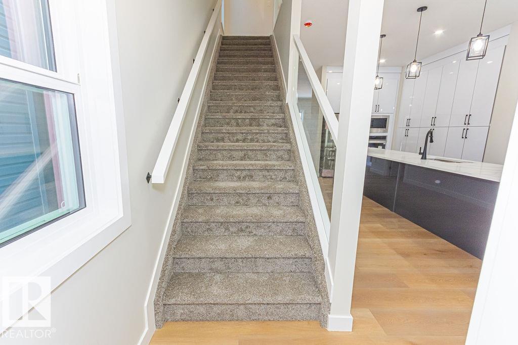 9814 155 St Nw, Edmonton, Alberta T5P 2K9 - Photo 18 - E4471021