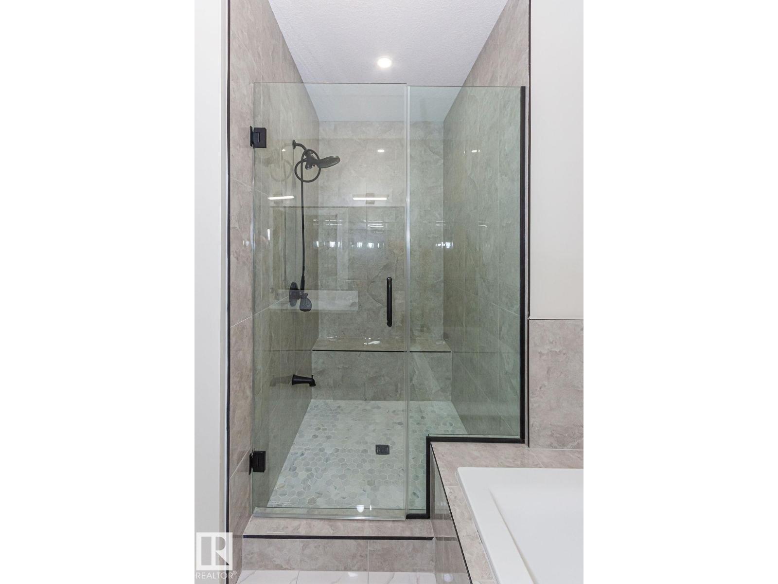 9814 155 St Nw, Edmonton, Alberta T5P 2K9 - Photo 26 - E4471021