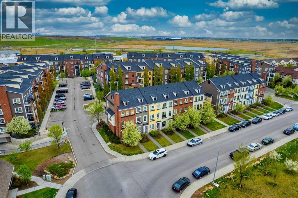 215 Copperpond Common Se, Calgary, Alberta  T2Z 1G5 - Photo 33 - A2273733