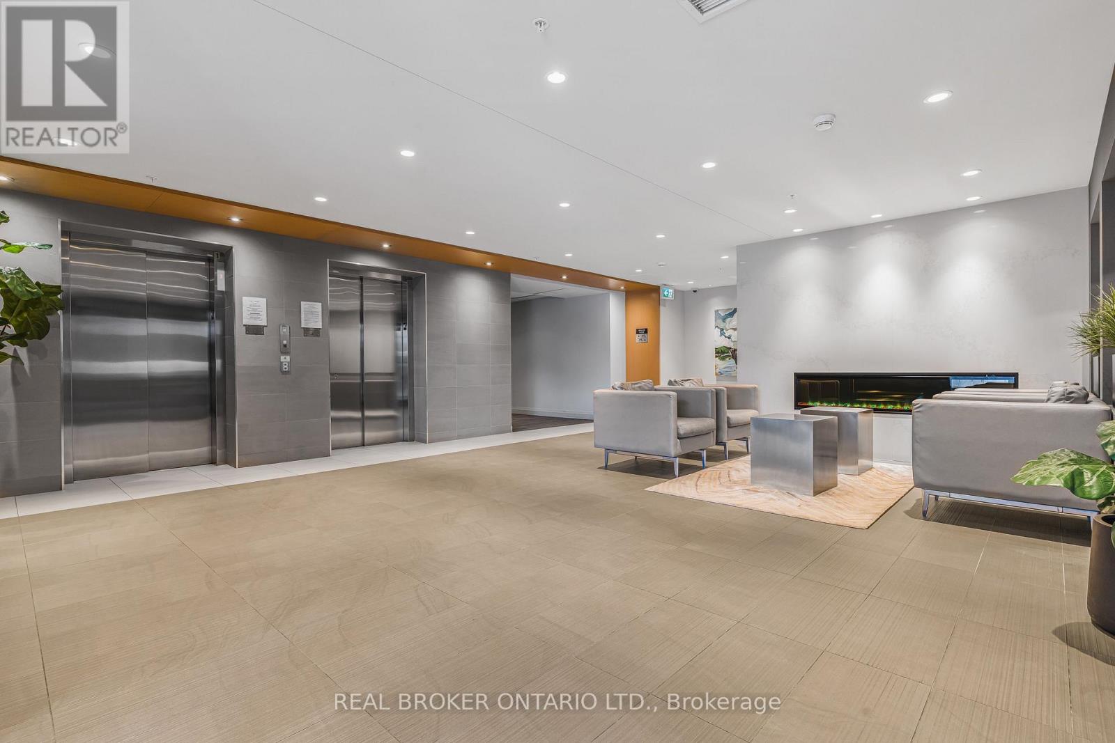 401 - 1105 Leger Way, Milton, Ontario  L9E 1K7 - Photo 5 - W12695516