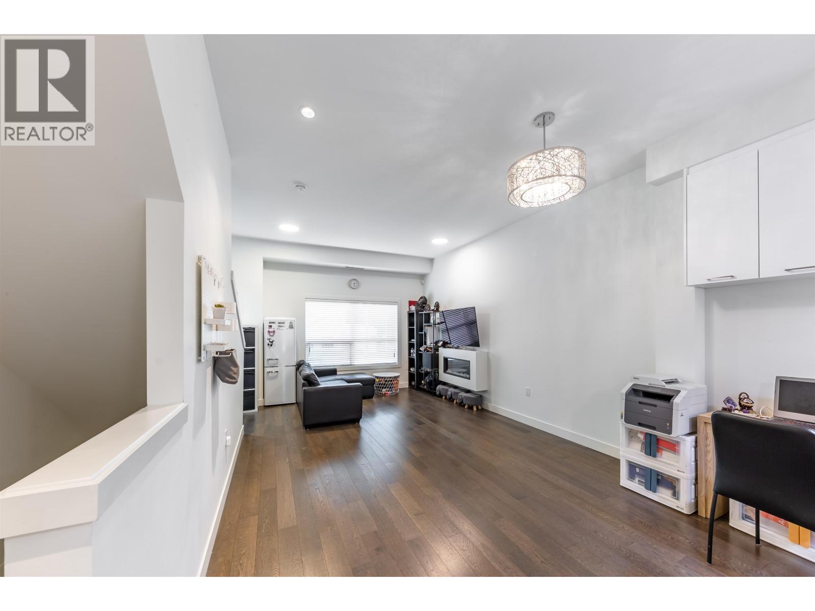 Listing Picture 11 of 22 : 21 7168 LYNNWOOD DRIVE, Richmond / 烈治文 - 魯藝地產 Yvonne Lu Group - MLS Medallion Club Member