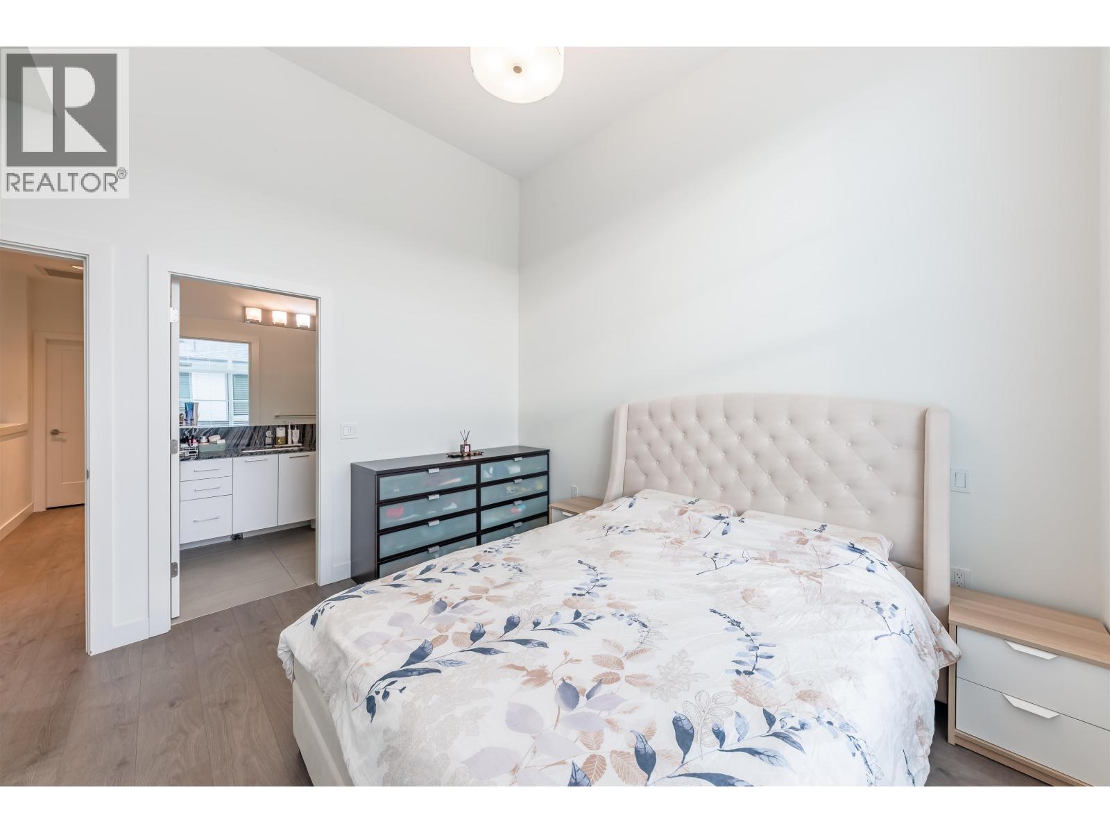 Listing Picture 16 of 22 : 21 7168 LYNNWOOD DRIVE, Richmond / 烈治文 - 魯藝地產 Yvonne Lu Group - MLS Medallion Club Member