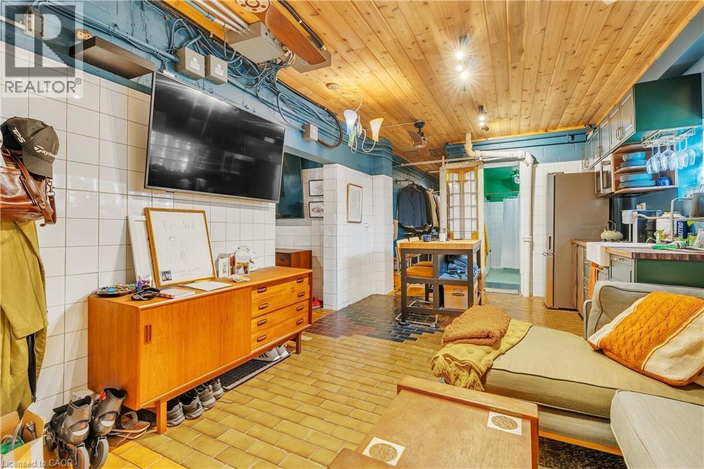 237 James Street N, Hamilton, Ontario  L8R 2L2 - Photo 22 - 40796237