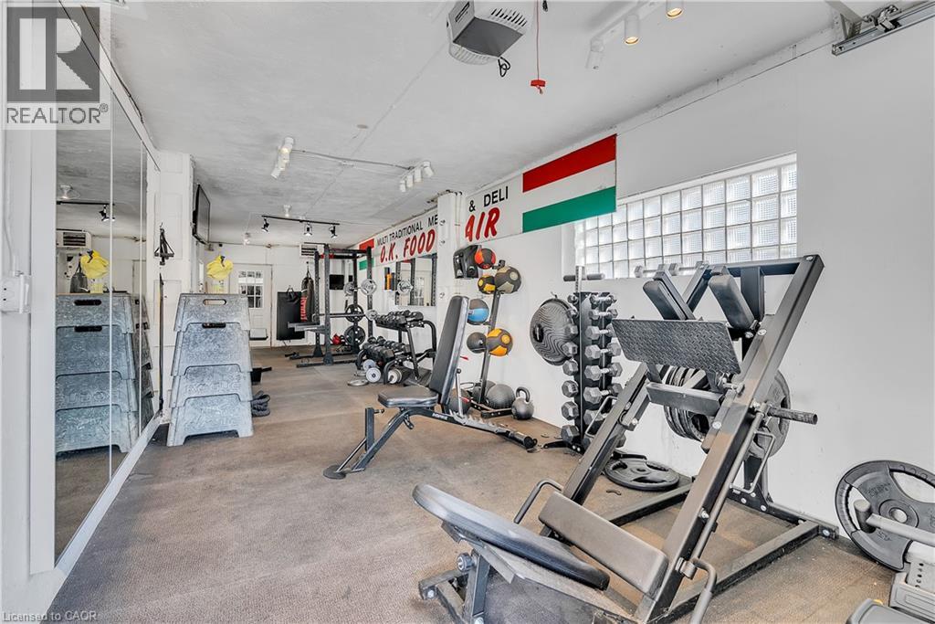 237 James Street N, Hamilton, Ontario  L8R 2L2 - Photo 19 - 40796237