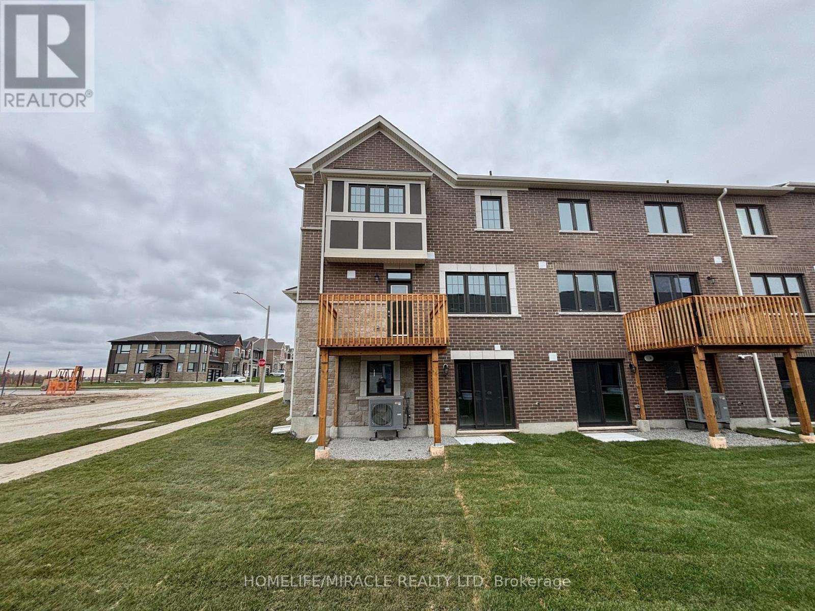 41 Lower Street, Barrie, Ontario  L9J 1B3 - Photo 39 - S12726908