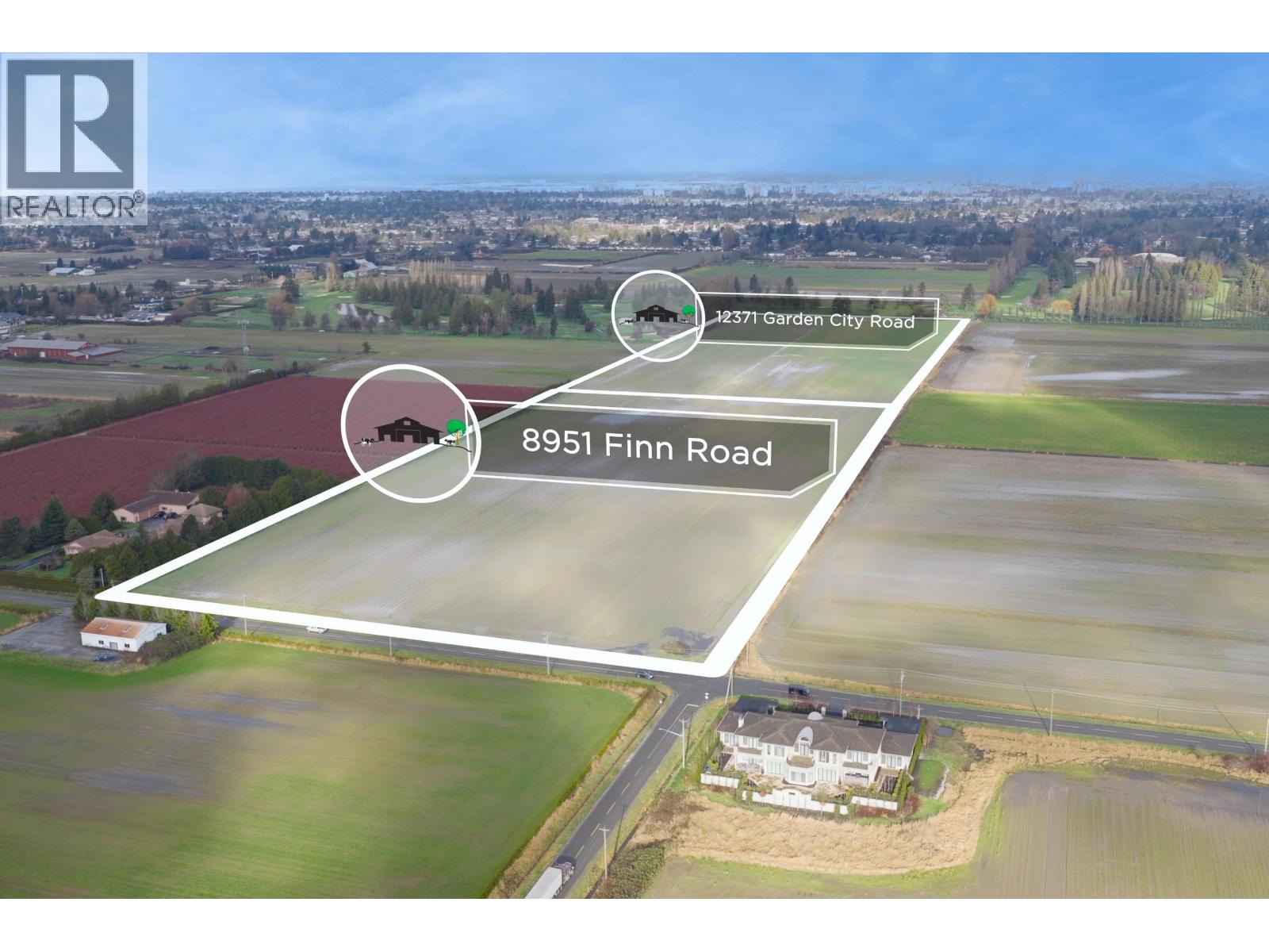 Listing Picture 2 of 12 : 12371 GARDEN CITY ROAD, Richmond / 烈治文 - 魯藝地產 Yvonne Lu Group - MLS Medallion Club Member