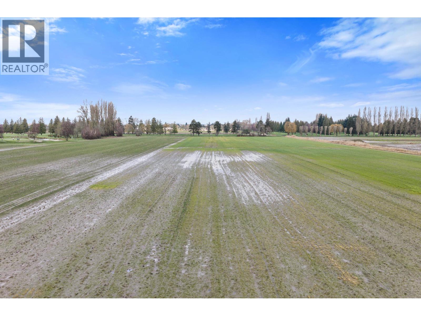 Listing Picture 9 of 12 : 12371 GARDEN CITY ROAD, Richmond / 烈治文 - 魯藝地產 Yvonne Lu Group - MLS Medallion Club Member