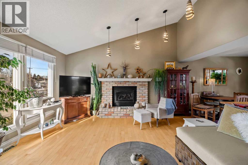 3212 1 Street Nw, Calgary, Alberta  T2M 4R5 - Photo 4 - A2280089