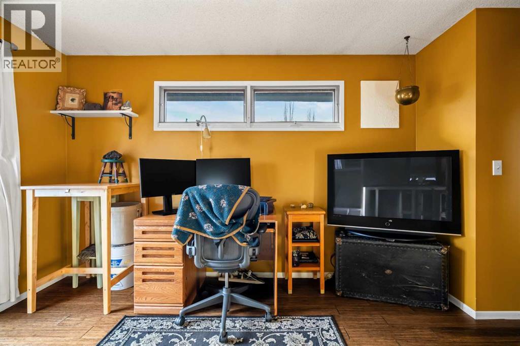 3212 1 Street Nw, Calgary, Alberta  T2M 4R5 - Photo 28 - A2280089