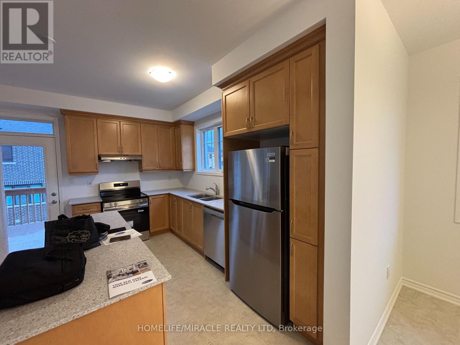 41 Lower Street, Barrie, Ontario  L9J 1B3 - Photo 15 - S12726908