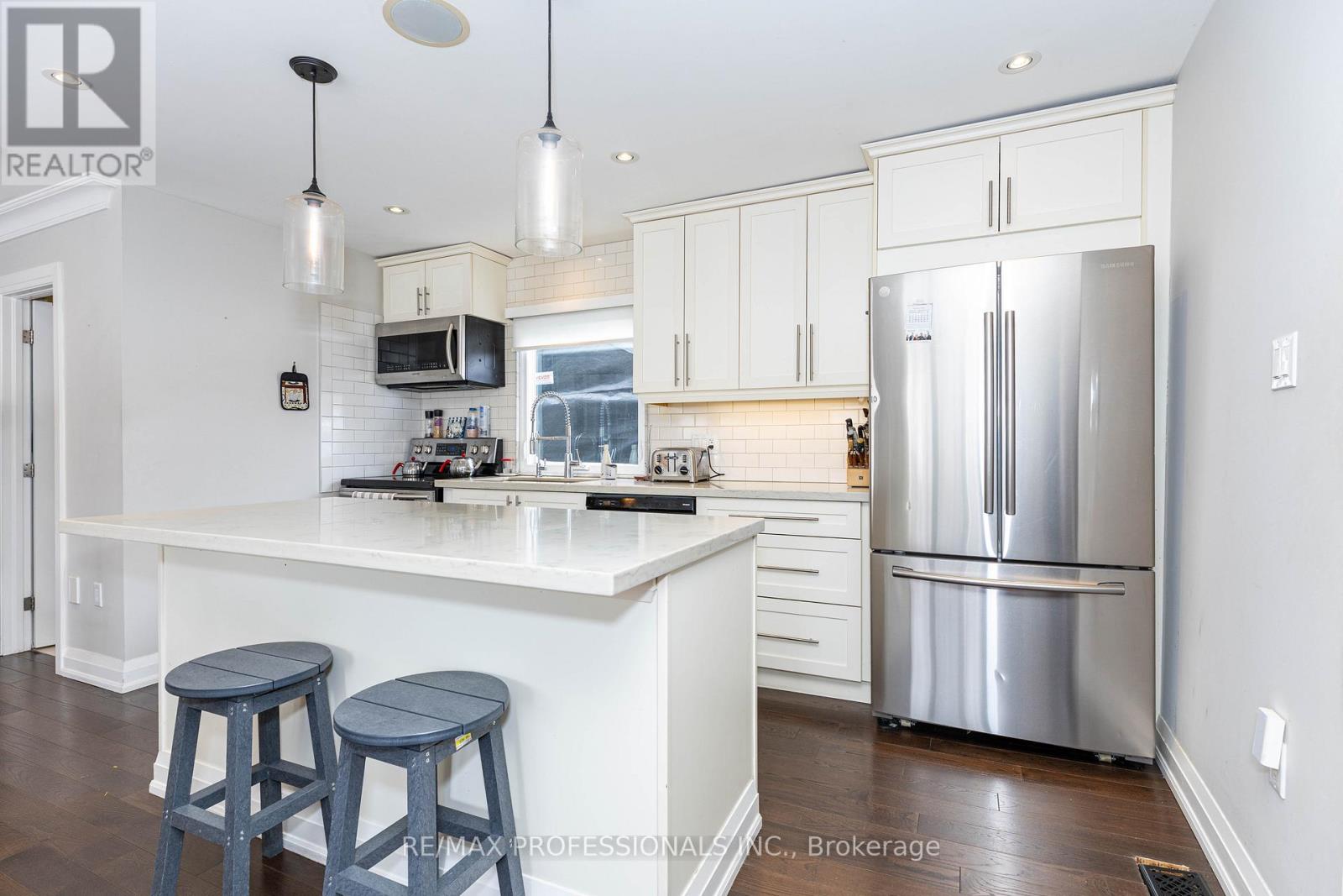 58 Rutledge Road, Mississauga, Ontario  L5M 1H4 - Photo 9 - W12718862