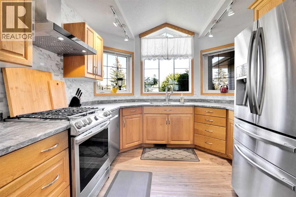 633 Advent Bay, Rural Rocky View County, Alberta  t1x 1n8 - Photo 16 - A2280991