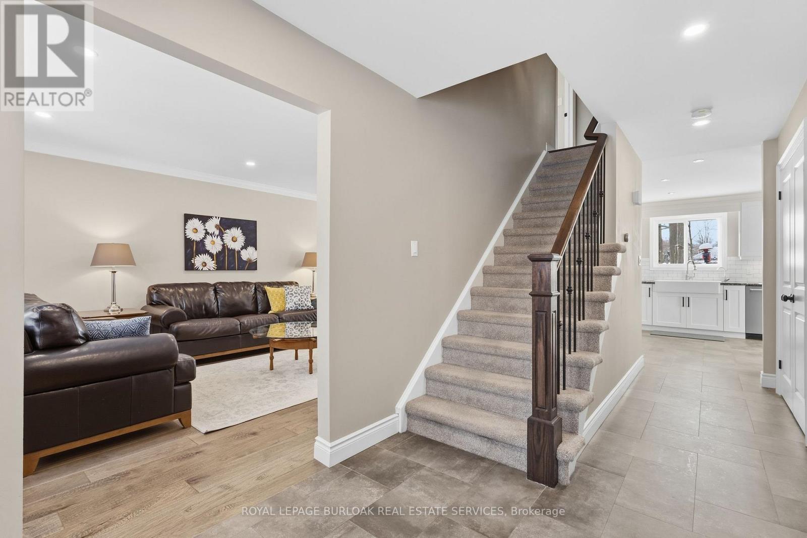 6556 Mcniven Road, Burlington, Ontario  L7P 0K5 - Photo 6 - W12722524