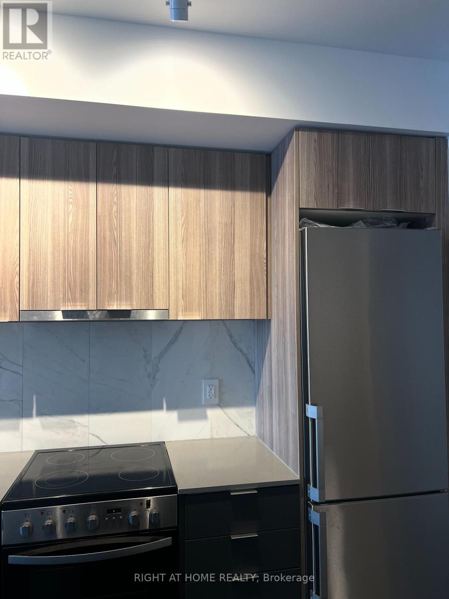 708 - 8 Tippett Road S, Toronto, Ontario  M3H 0E7 - Photo 3 - C12727684