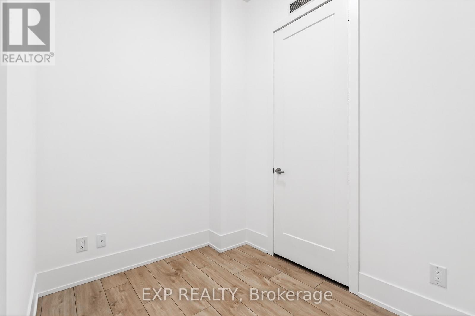 718 - 115 Denison Avenue, Toronto, Ontario  M5T 2N1 - Photo 10 - C12727690