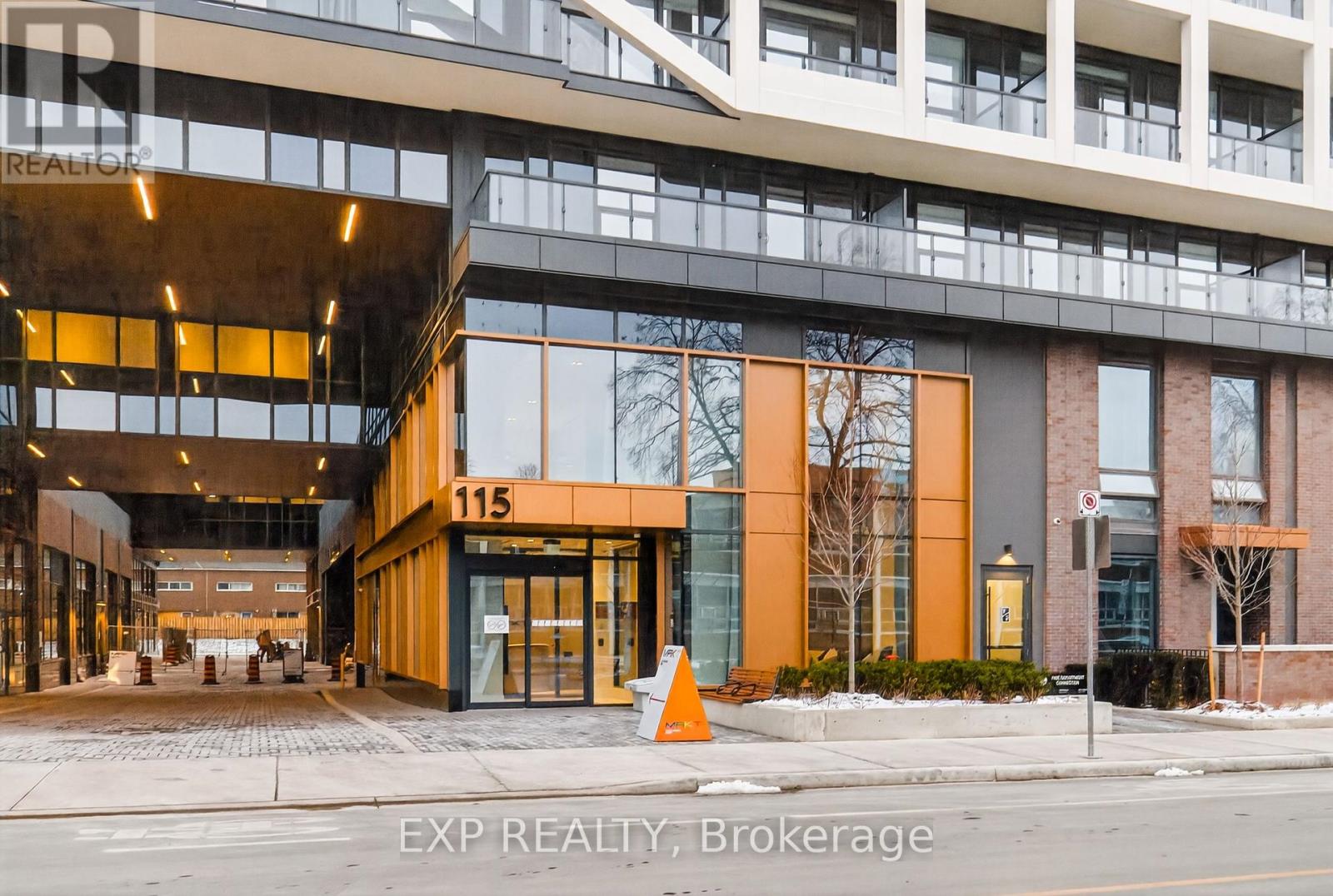 718 - 115 Denison Avenue, Toronto, Ontario  M5T 2N1 - Photo 2 - C12727690